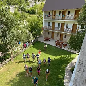  Affittacamere Bujtina Zici Albania